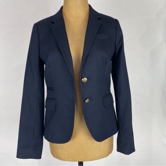 J CREW Women’s “Schoolboy Blazer” Jacket dark NAVY Gold Buttons Lined Size 2 - Picture 2 of 10